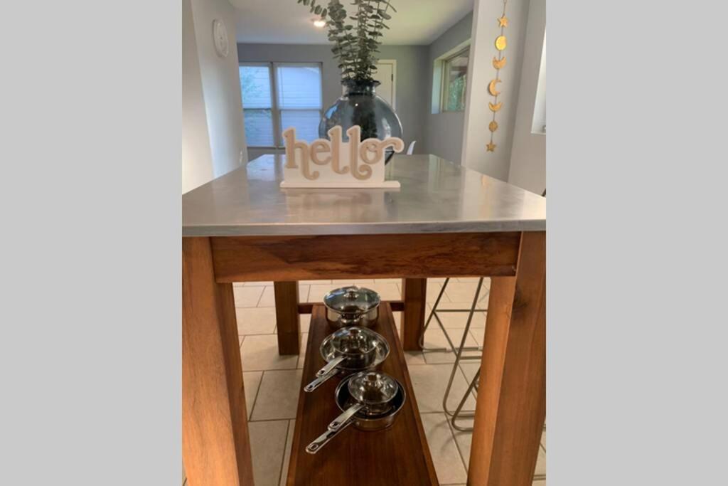 **Min Frm Dwntwn Fort Worth*Modern*Cozy*Townhome** المظهر الخارجي الصورة